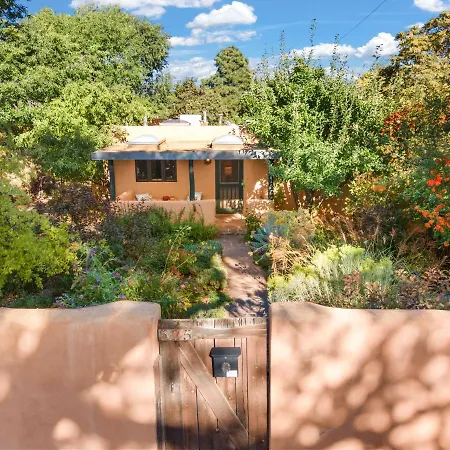 Holiday home Adorable Centrally Located! *